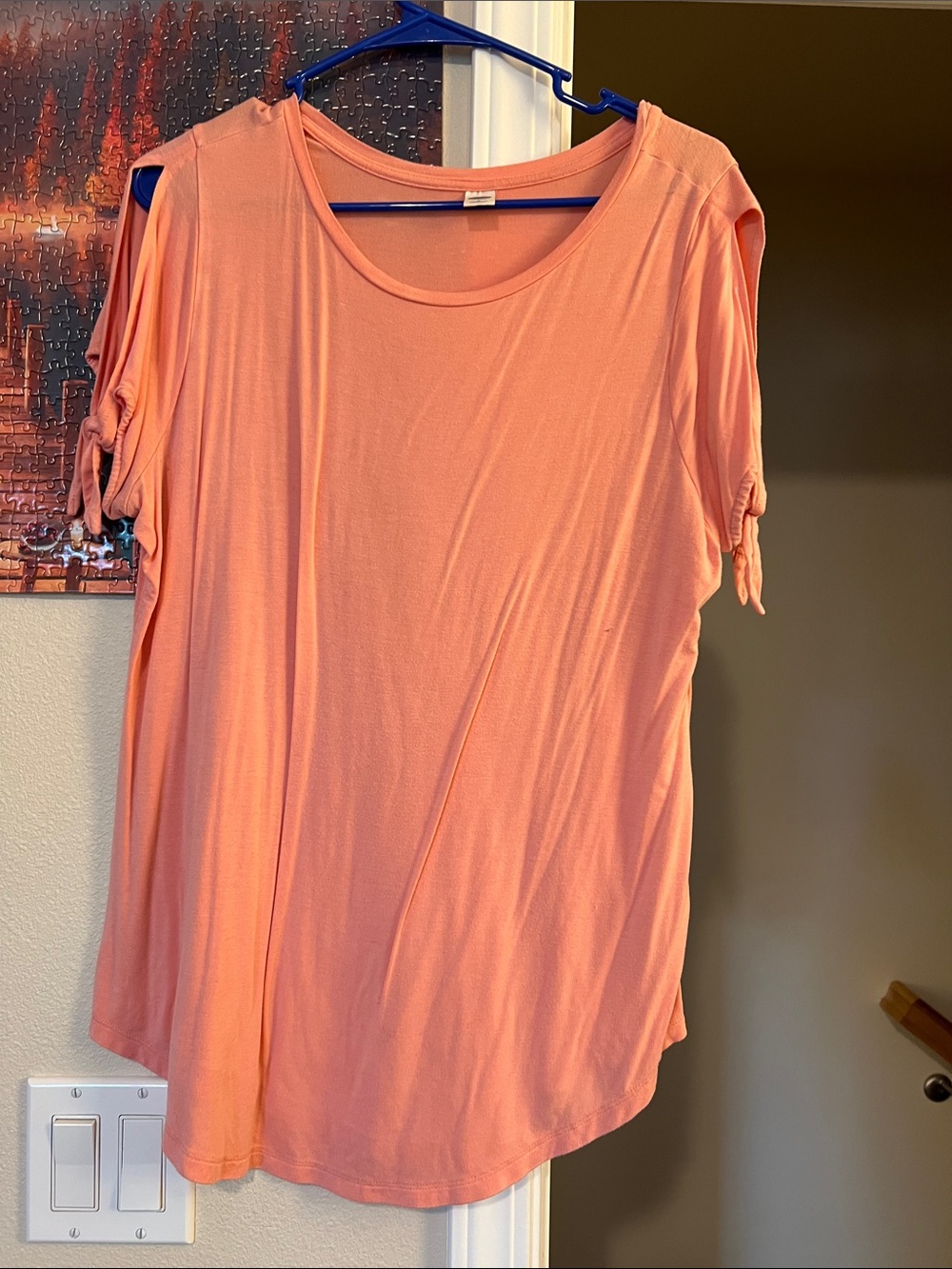 Old Navy Coral Short-Sleeve Scoop Neck Top with Tie Sleeves